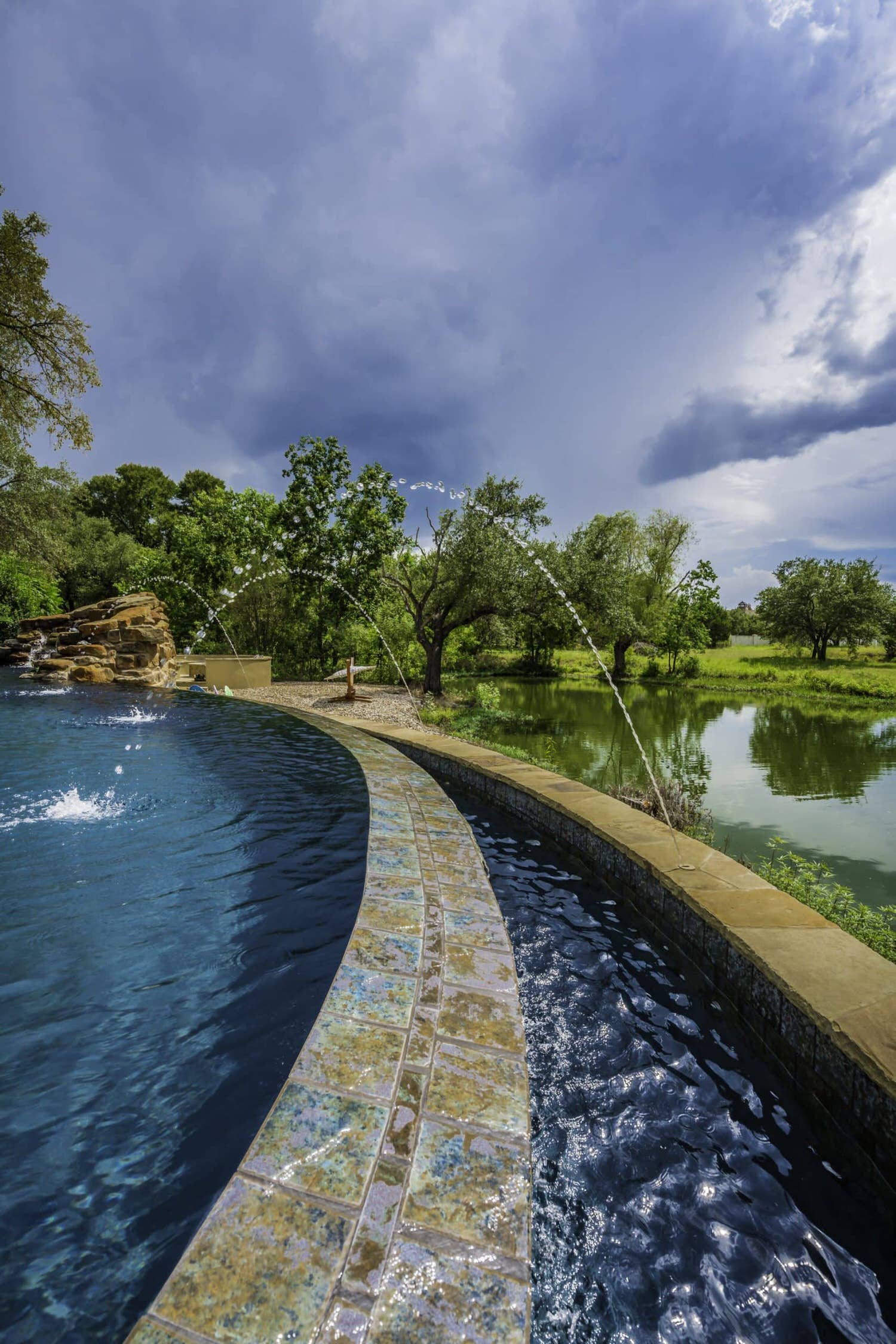 Pool Builder in Austin, Texas - KB Custom Pools